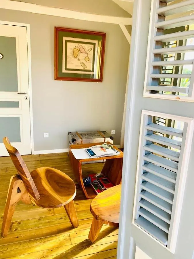 Habitation Baliache - Maison Creole Avec Jardin Privatif, Plage A 200M ديساي بيت للعطل