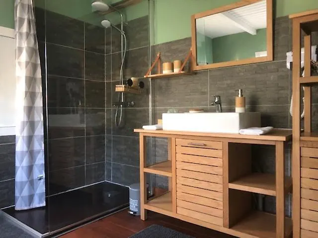 Habitation Baliache - Maison Creole Avec Jardin Privatif, Plage A 200M ديساي 0*,