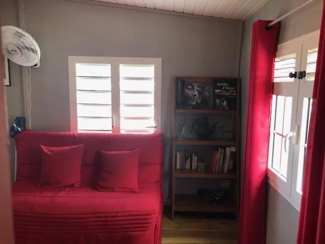 Habitation Baliache - Maison Creole Avec Jardin Privatif, Plage A 200M ديساي
