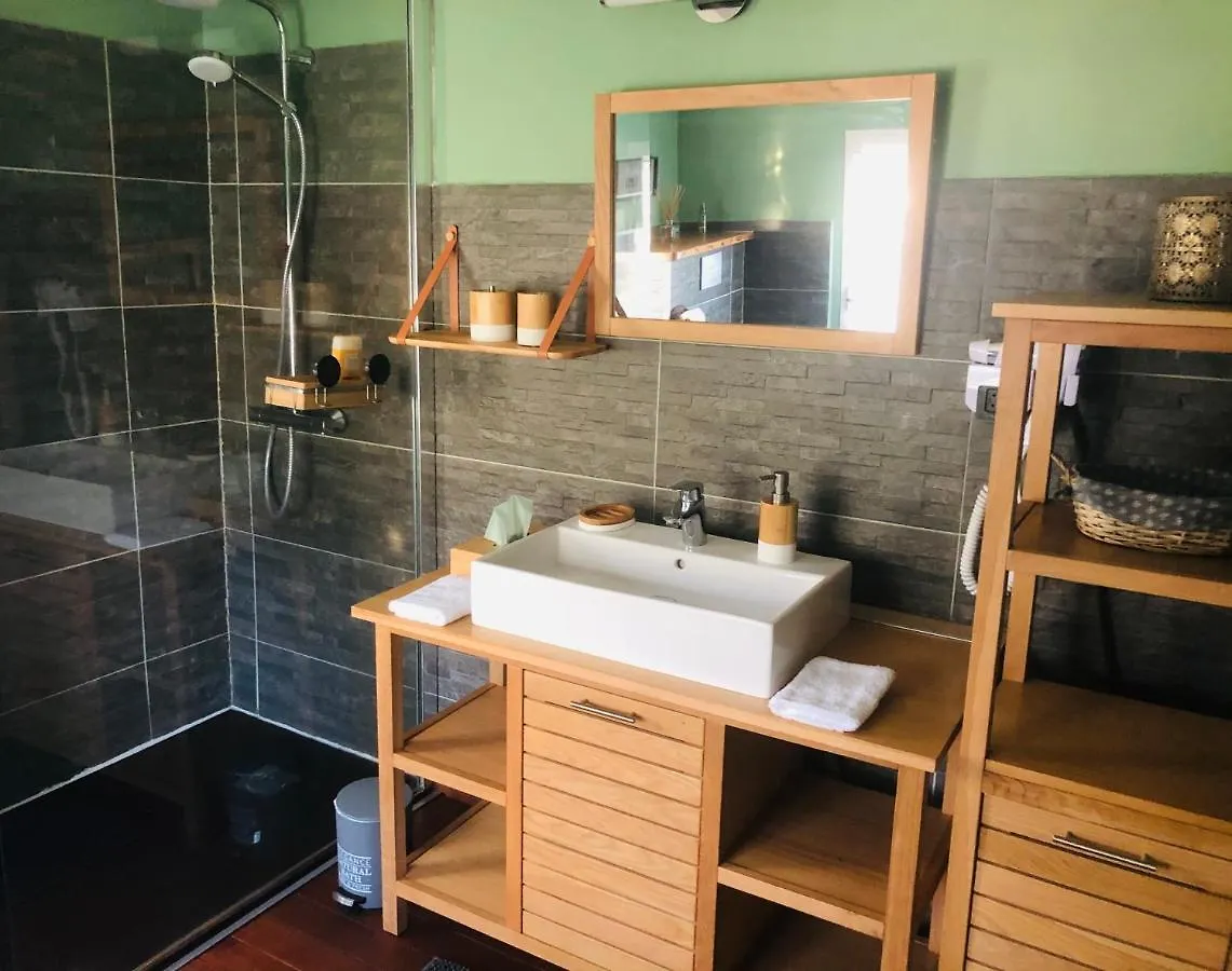 بيت للعطل Habitation Baliache - Maison Creole Avec Jardin Privatif, Plage A 200M ديساي غوادلوب
